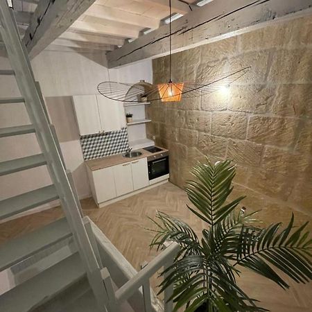 Greenery Apartment Meynes Extérieur photo