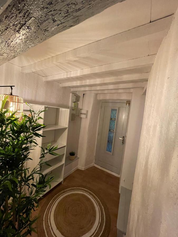 Greenery Apartment Meynes Extérieur photo